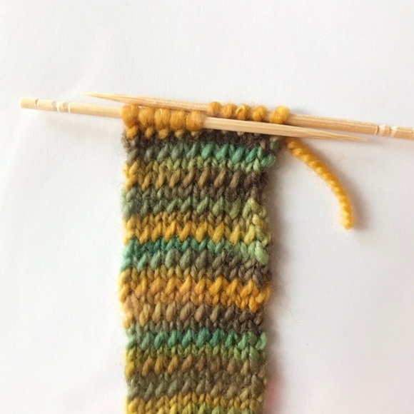 Hand-knit scarf card - Picture 2 of 2